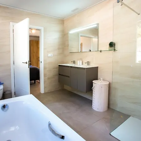 Cara Mull By Interhome Alcalalí